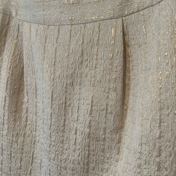 White/Gold Shimmery Skirt with Pockets - Cotton Blend - Size 4 ✨ - Picture 2 of 6